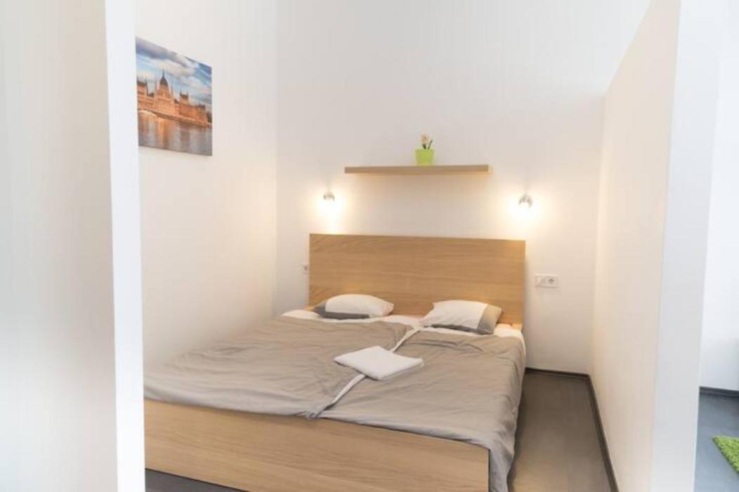 Hi-Bp Sunny Home Apartments In The Heart Of Budapest Luaran gambar