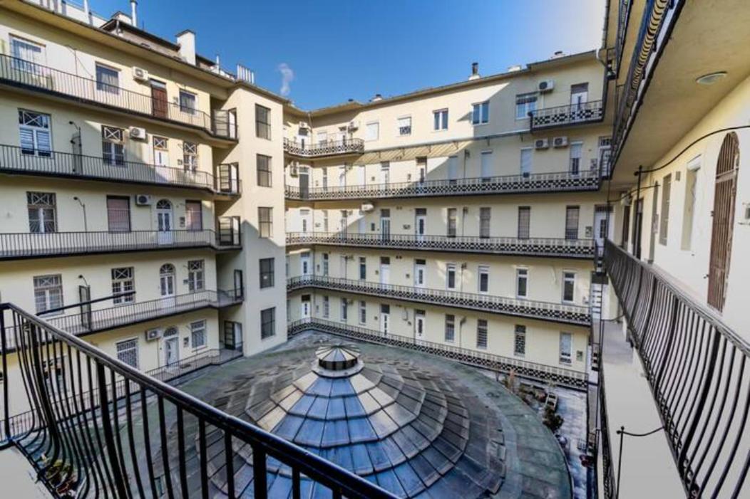 Hi-Bp Sunny Home Apartments In The Heart Of Budapest Luaran gambar