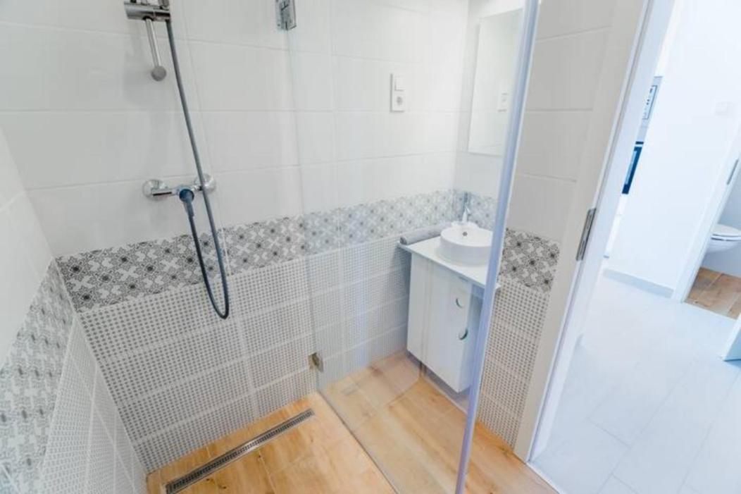 Hi-Bp Sunny Home Apartments In The Heart Of Budapest Luaran gambar